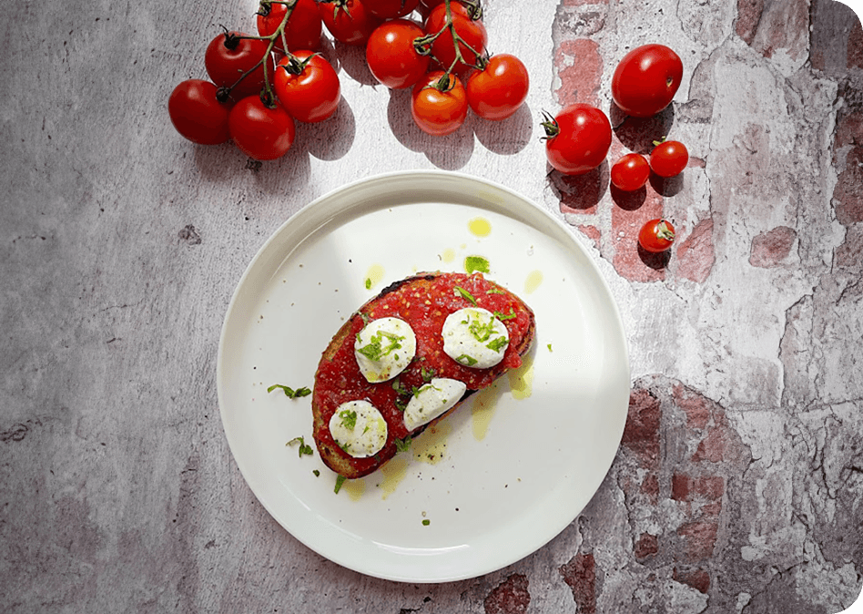 Pan con tomate