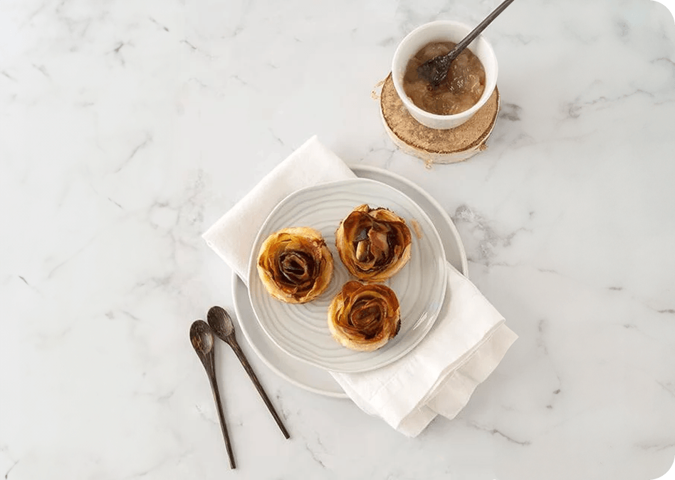 Hartige aardappelroosjes met gerookte eendenborst en foie gras