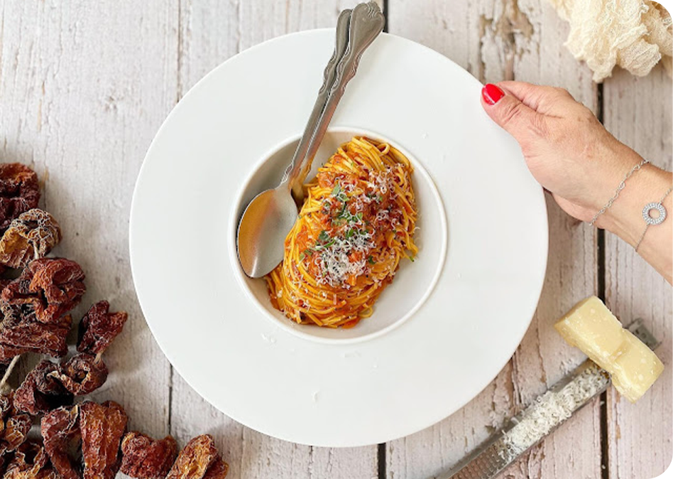 Spaghetti met spek en aivarsaus