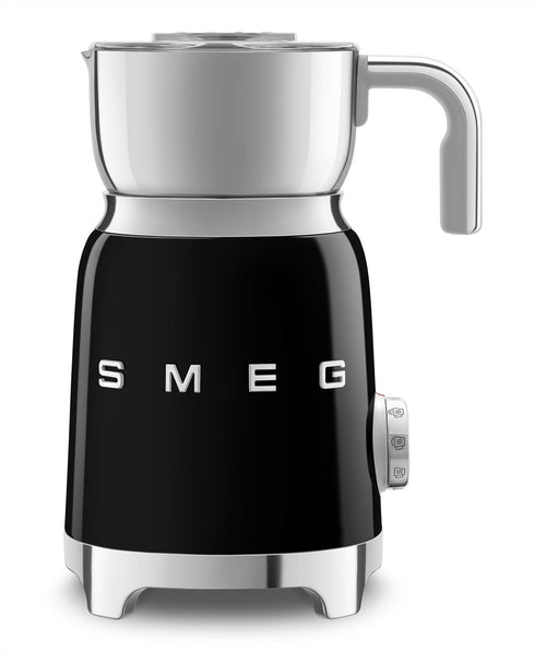 Smeg melkopschuimer